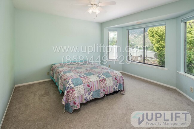 Building Photo - 3 Bedroom 3 Bathroom (+office) in Ramona C...