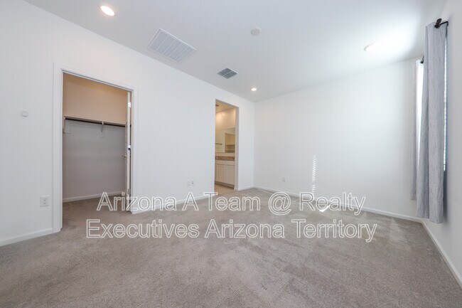 Building Photo - 17581 S Desert Barberry Dr