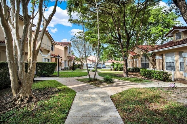 Building Photo - 11037 SW 152nd Ct