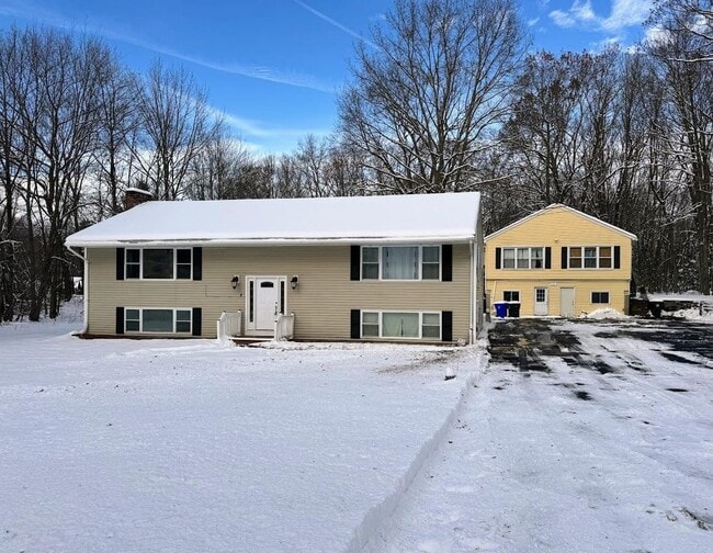 Building Photo - 240 Leda Ave