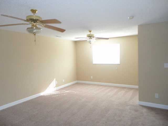 Building Photo - 2920 Bridgeport Dr