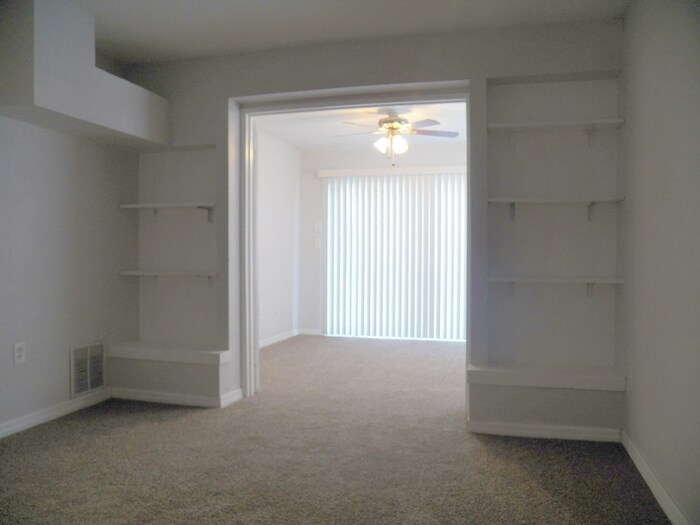 Building Photo - 7109 Vallejo Way