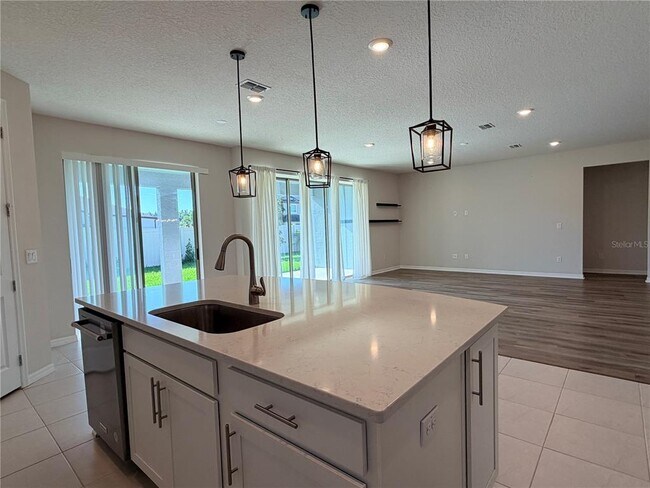 Building Photo - 19259 Briarbrook Dr