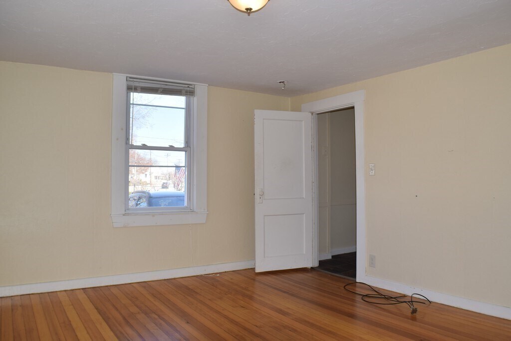 Building Photo - 55 Mendon St