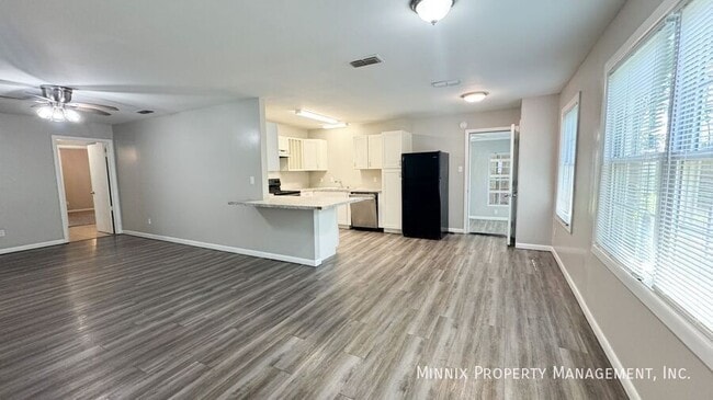 Building Photo - 4817 45th St