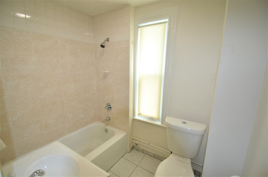 Building Photo - 59 Judson St