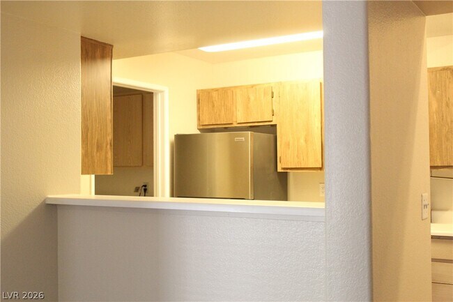 Building Photo - 7885 W Flamingo Rd