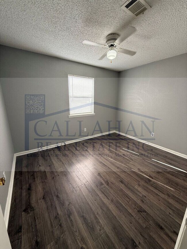 Building Photo - 4 Bedroom Home in Mabelvale