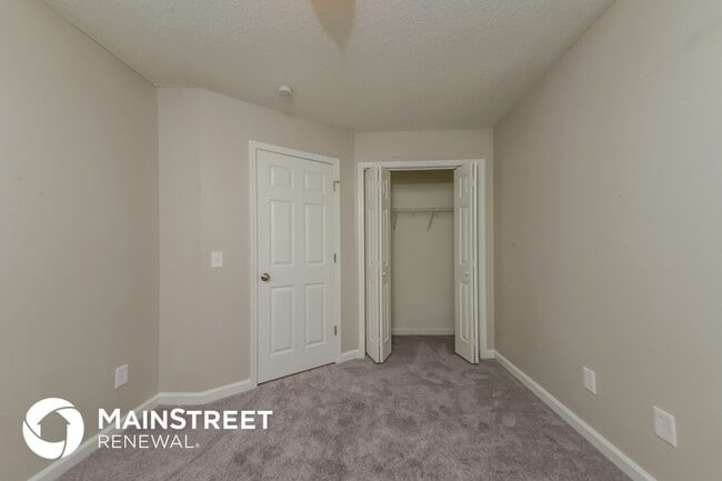 Building Photo - 3667 Sapphire Ct