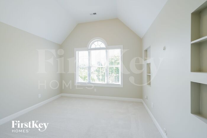 Building Photo - 2373 Topaz Ln