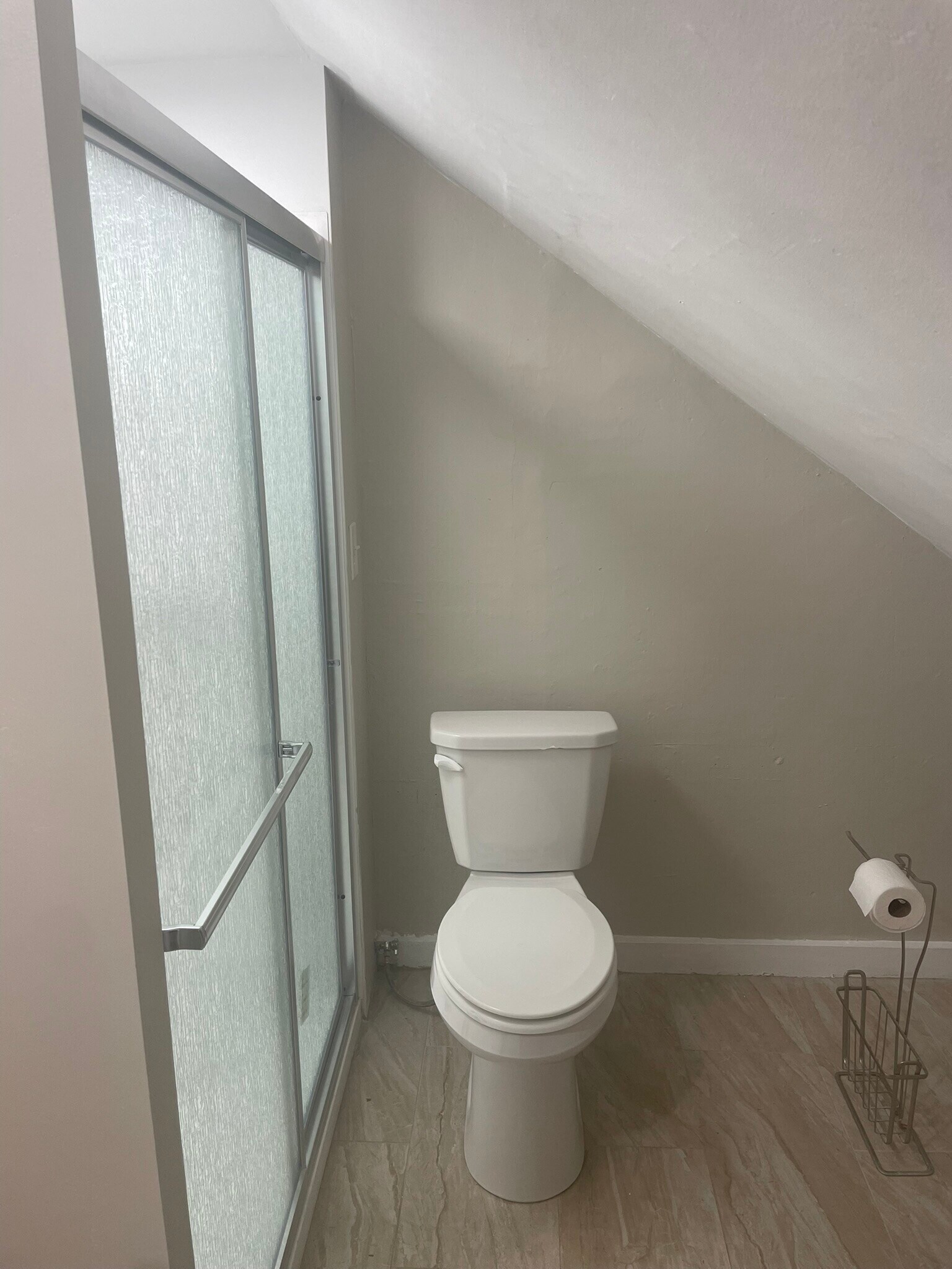 Building Photo - 24 Crown St