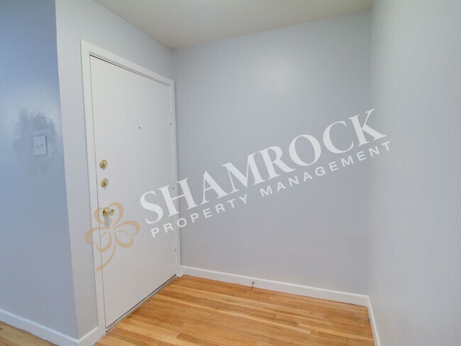 Building Photo - 3 bedroom home in Waco!