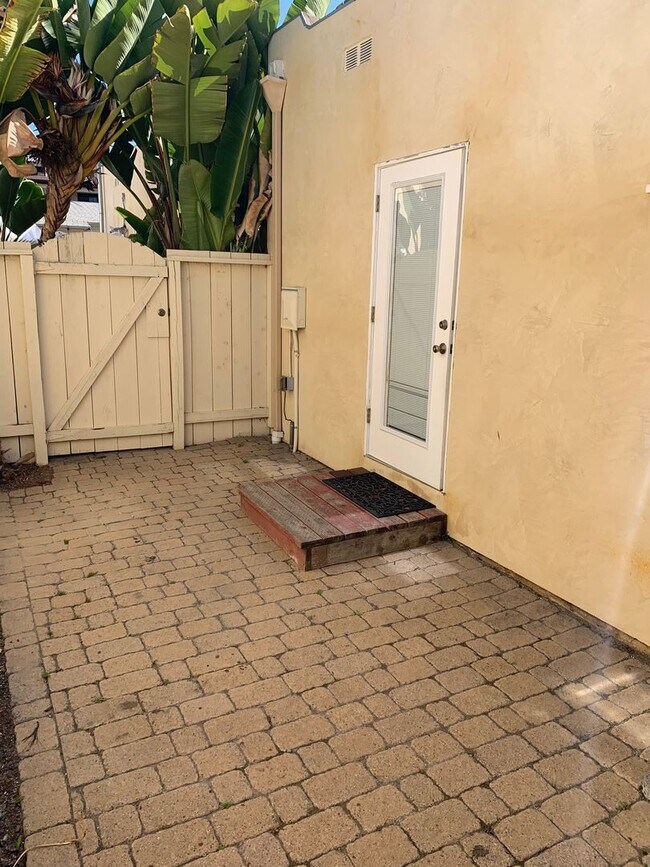 Building Photo - Perfect 1BD/1BA North Park Apartment w/ Private Patio & Garage! Only $1,995/month!