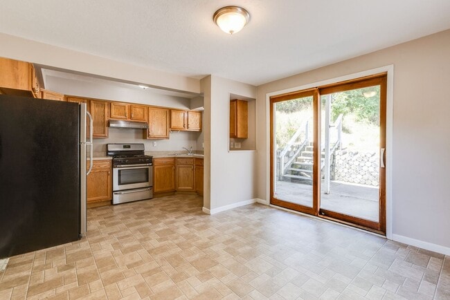 Building Photo - 224 Seward St