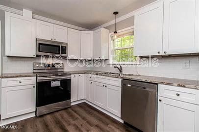 Building Photo - 6823 Mescalero St