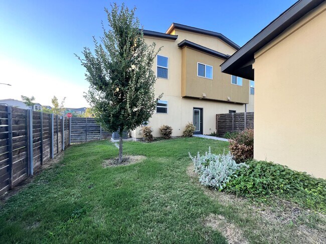 Building Photo - 5901-B Charles Merle Dr.