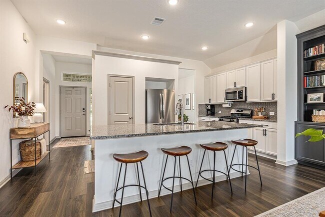 Building Photo - 903 Acorn Trail Pl