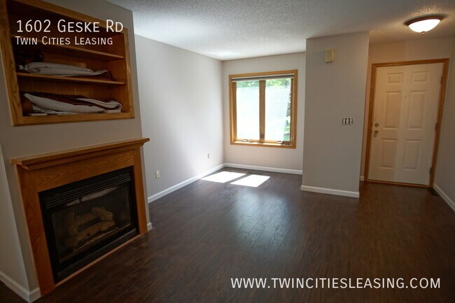 Building Photo - 1602 Geske Rd