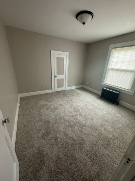 Building Photo - 12 Rogers St