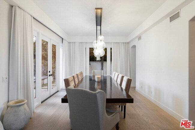 Building Photo - 4234 Prado De Los Pajaros