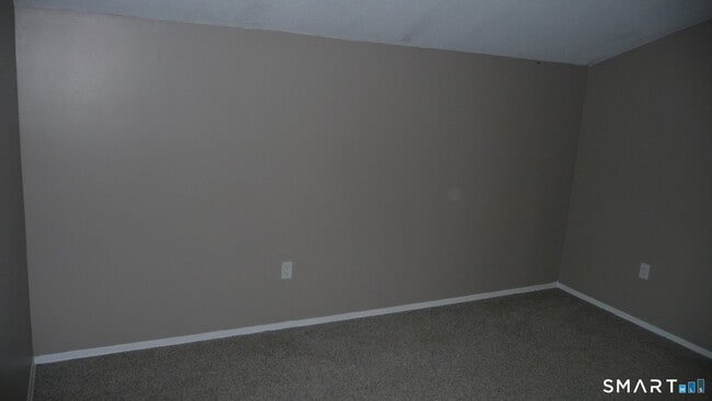 Building Photo - 11 Little River Ln