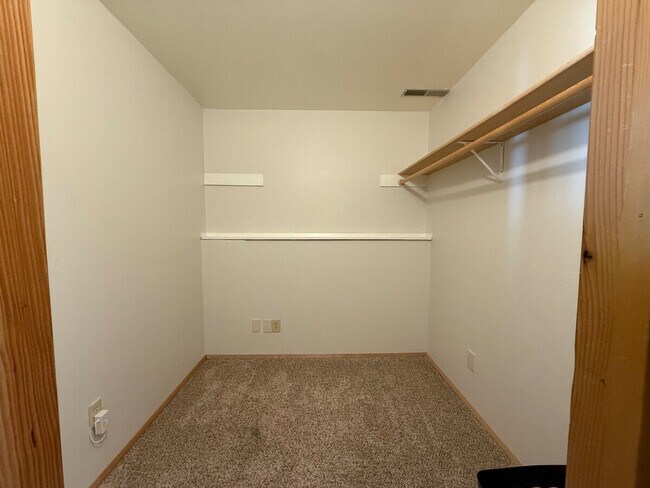 Building Photo - 3404 W 46th Ave