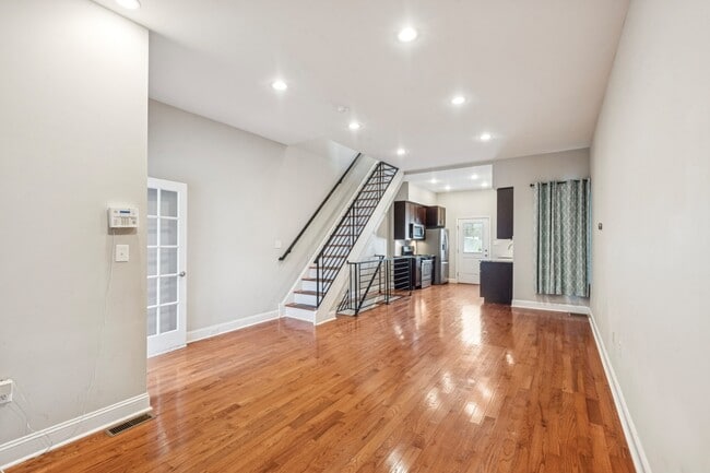 Building Photo - 1618 S 19th St