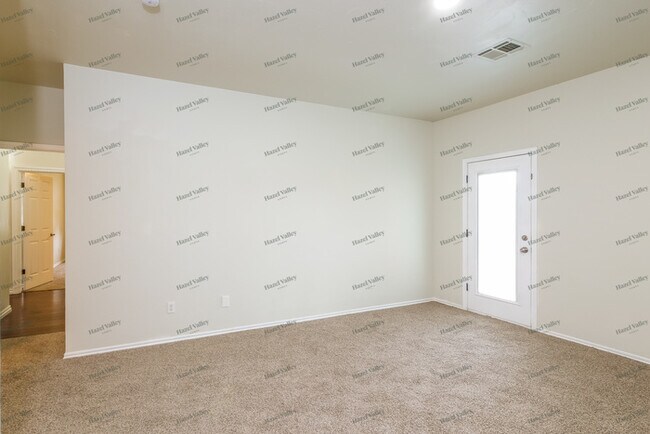 Building Photo - 14101 Arapaho Rd