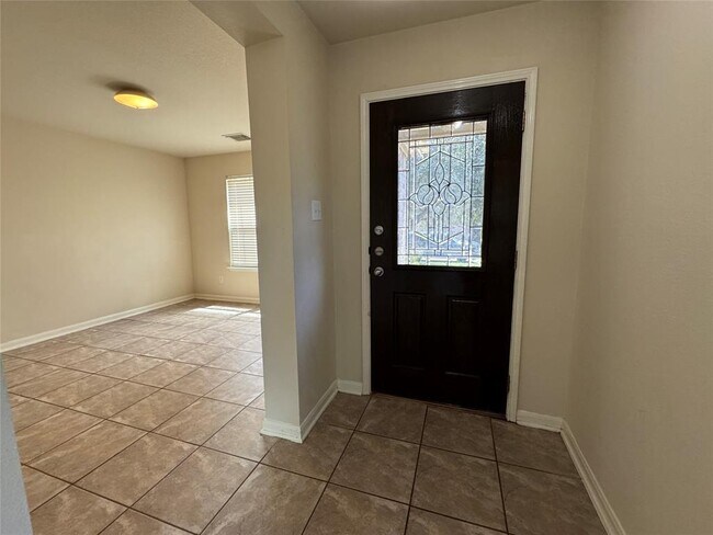 Building Photo - 16143 Cole Bridge Ln