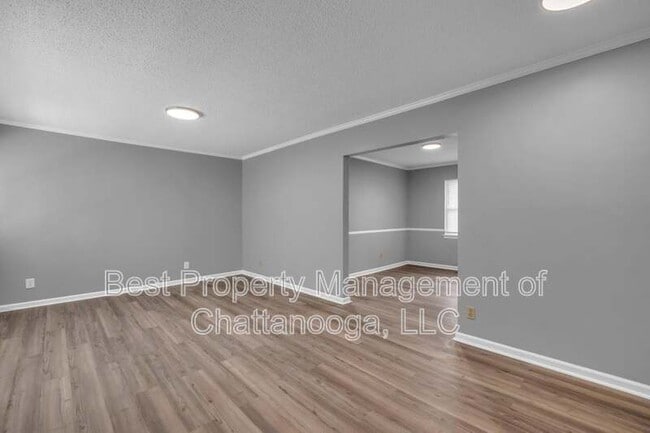 Building Photo - 5506 Sunnydell Ln
