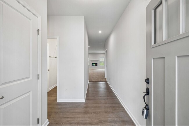 Building Photo - 308 Grassy Glen Dr
