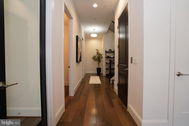 Building Photo - 44655 Provincetown Dr