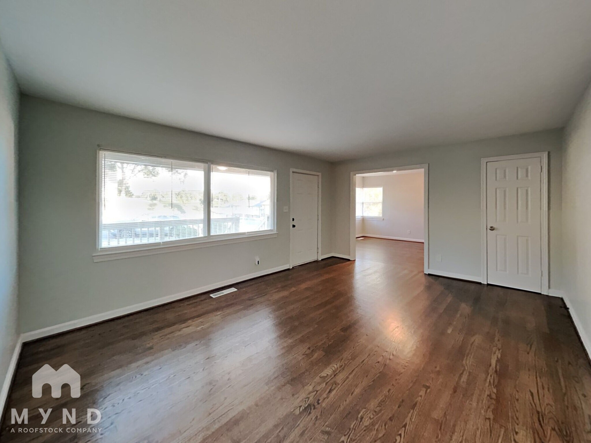 Building Photo - 3420 Avenue Q