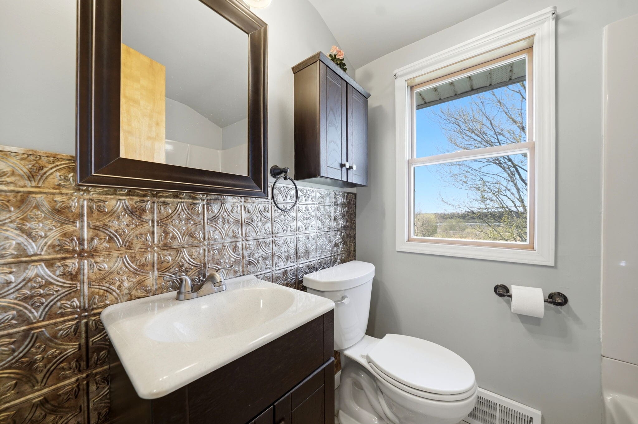 Building Photo - 6632 Errick Rd