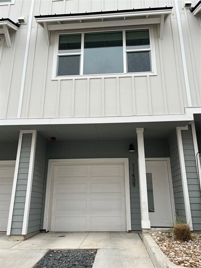 Building Photo - 11409 Pastini Cir