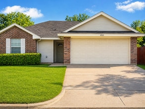 Building Photo - Coming Soon! Eagle Mountain ISD ! 3/2/2 Large yard ! Split bedrooms
