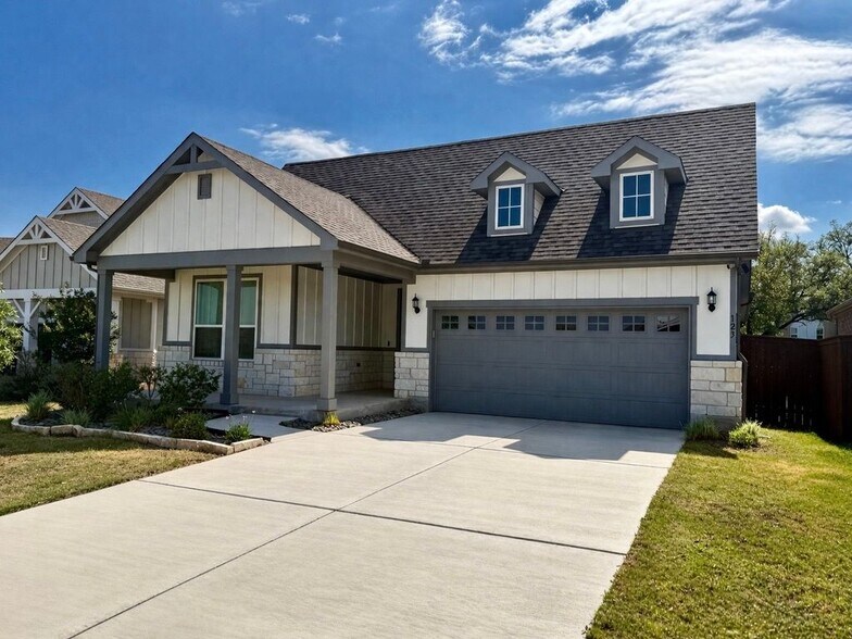 Building Photo - 125 Slenderleaf Dr