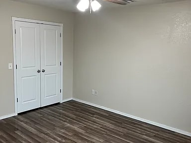 Building Photo - 1006 Tyler Ave NW