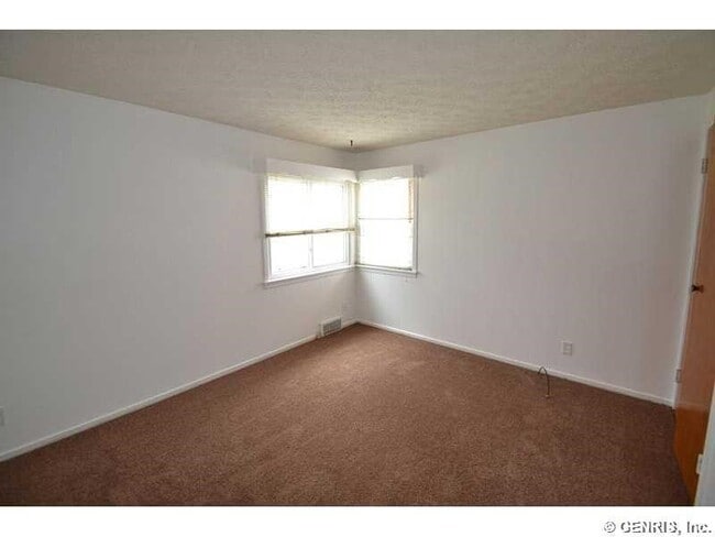 Building Photo - 126 Colin St