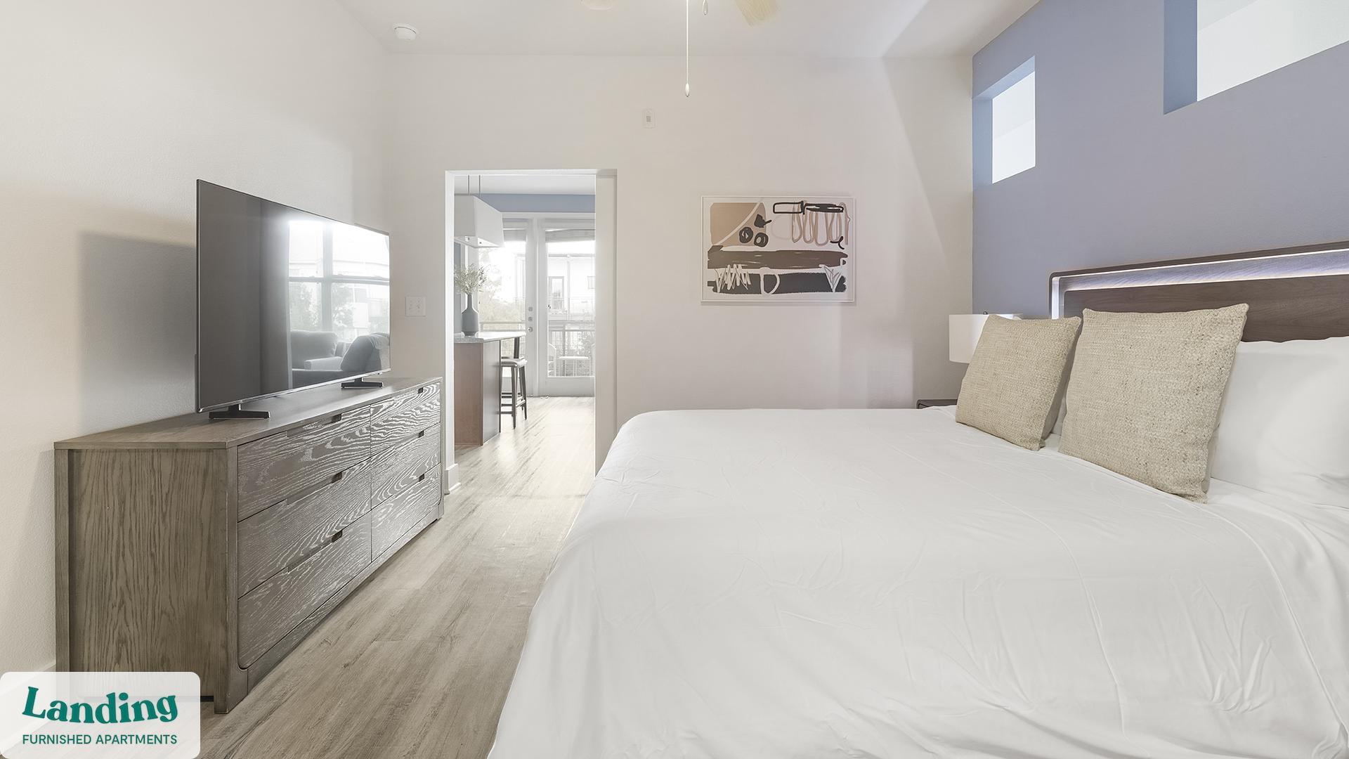 Building Photo - 810 W St Johns Ave