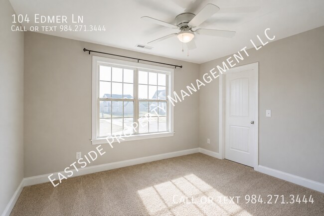 Building Photo - 104 Edmer Ln