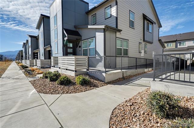 Building Photo - 1835 Rose Quartz Heights