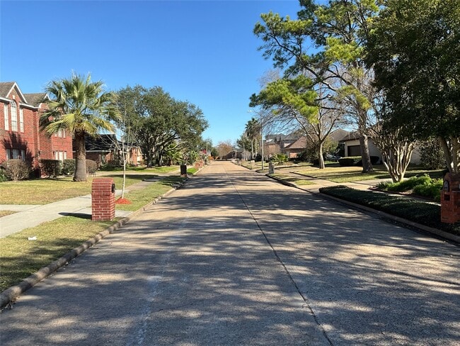 Building Photo - 7834 Wolfield Ln