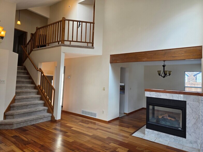 Building Photo - 7664 Halleys Dr