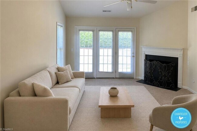 Building Photo - 7509 Riverside Ct