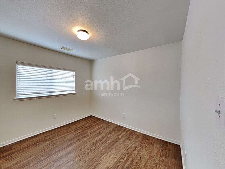 Building Photo - 21806 Grassy Hill Ln