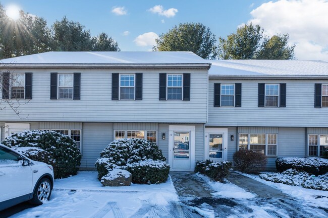 Primary Photo - 19 Brantwood Dr