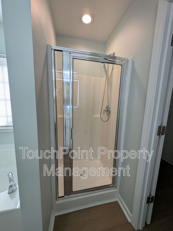 Building Photo - 11307 Breezehill Ln