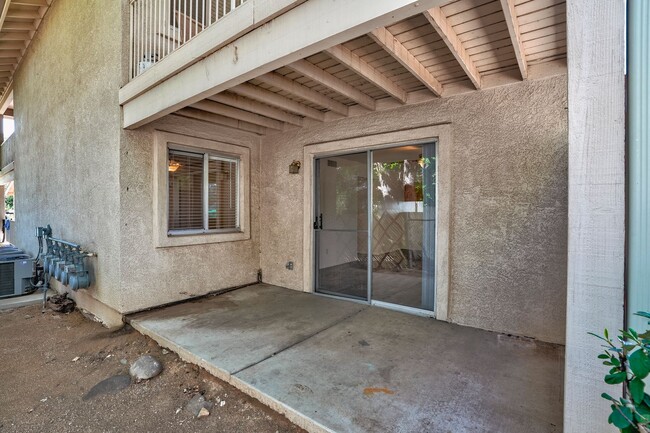 Building Photo - 875 Gail Gardner Way