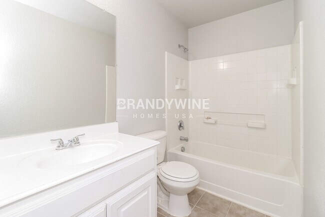 Building Photo - 14109 Filly St